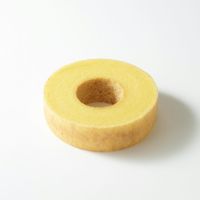 lovelyダフィ子　治一郎バウムクーヘン 治一郎のバウムクーヘン ◇高さ約4㎝ | 治一郎 公式オンライン